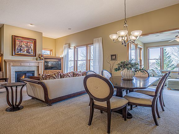 4th image of 5551 Fernbrook Ln