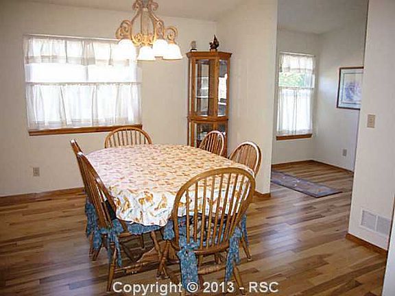 5th image of 4930 Turquoise Dr