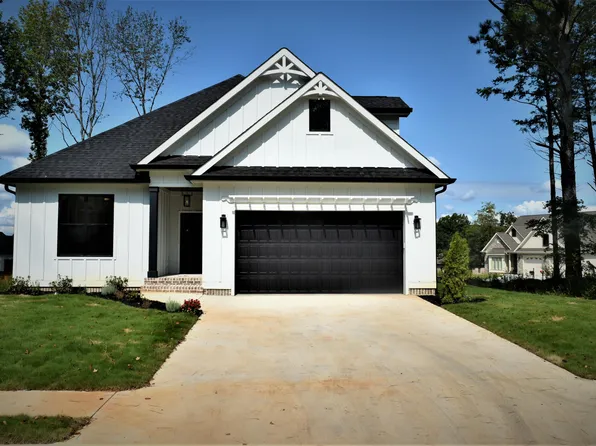 5032 Lakeside Ln #50, Cleveland, TN 37312
