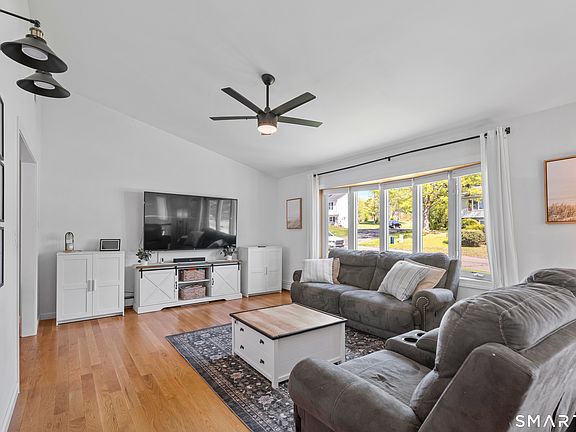 4th image of 78 Shaw Farm Road