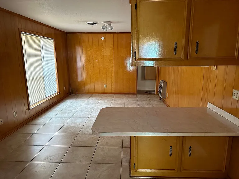 1022 Garden Park Dr — Photo 5