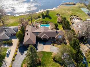 6307 Dakota Cir, Bloomfield Hills, MI