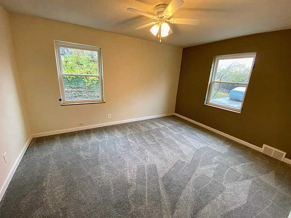 5th image of 6818 Grace Ave #2