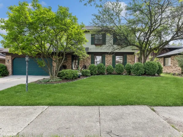 22247 Scott Dr, Richton Park, IL 60471