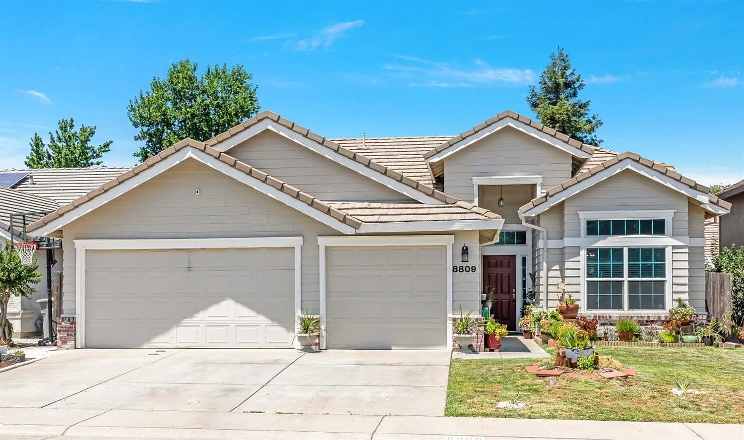 8809 Flying Hawk Ct photo 1