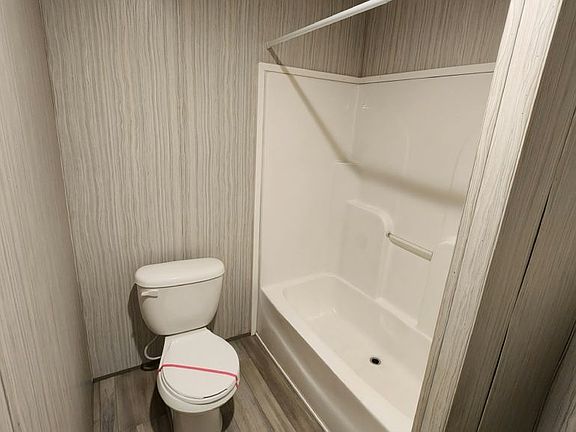 4th image of 6539 Townsend Rd #31