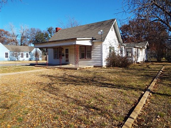 2nd image of 2300 Elizabeth Dr
