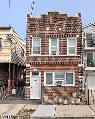 343 3rd Ave Photo 1