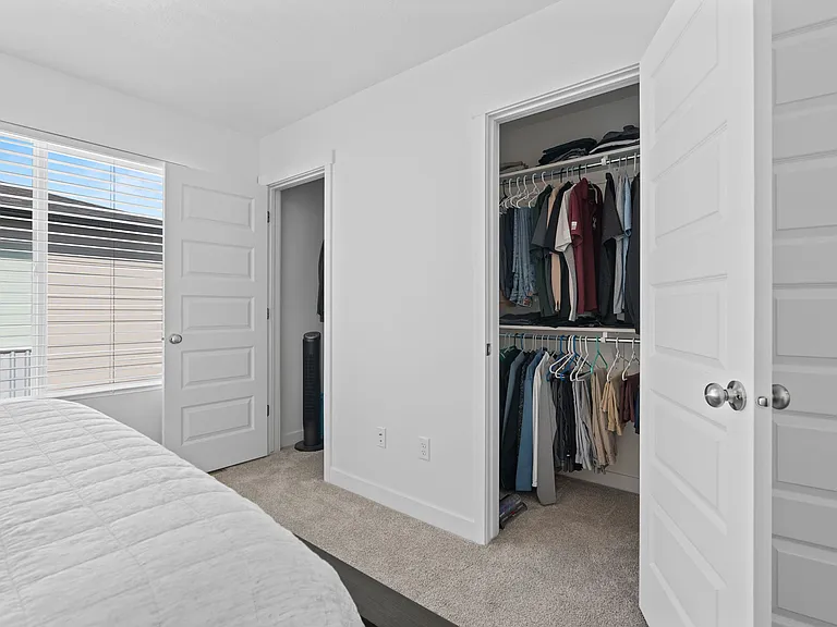 1146 S Redwood Rd #H-801 — Photo 16