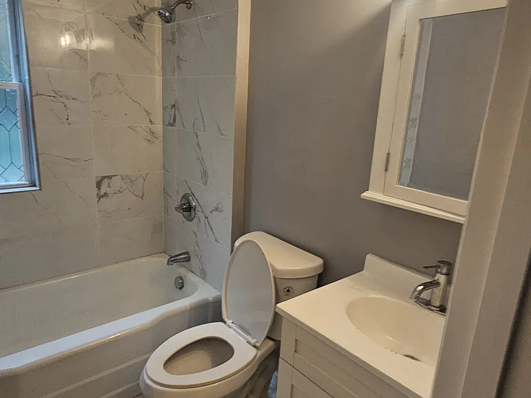 1006 Park St #1 — Photo 14