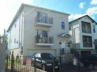 44 Oraton St, Newark, NJ 07104