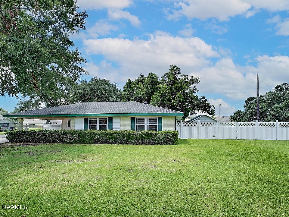 1st image of 101 Rockne Dr