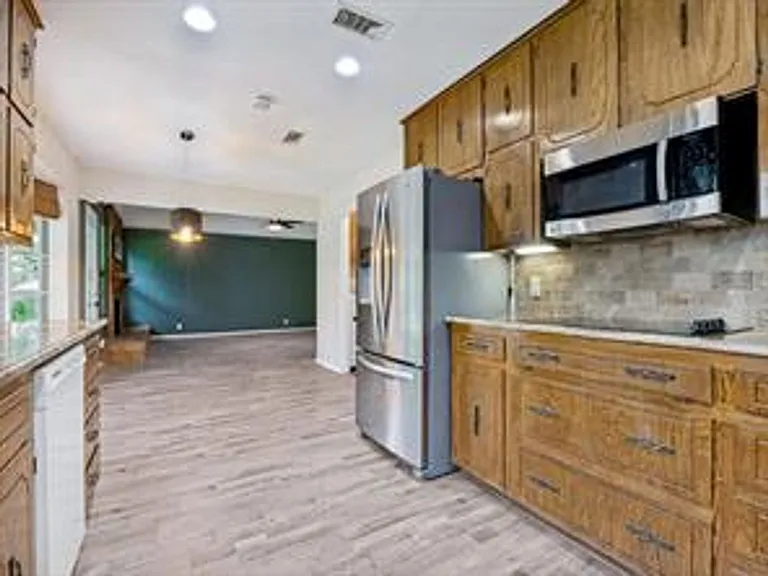 1620 Post Oak Dr — Photo 8