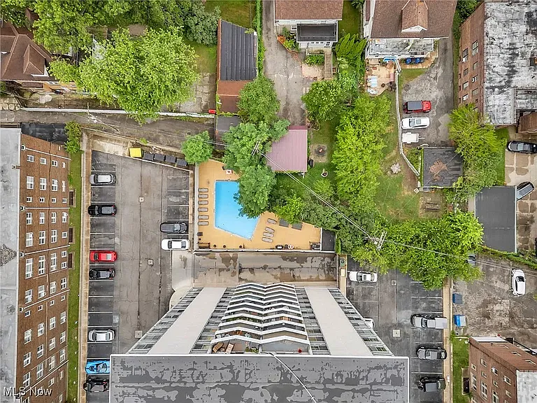 11811 Lake Ave #703 — Photo 30