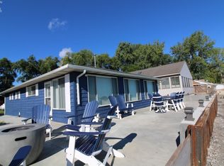 7701 Sand Beach Rd, Oak Harbor, OH 43449