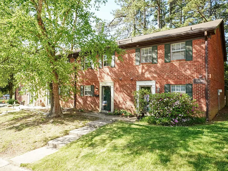 1209 Manassas Ct #C — Photo 1