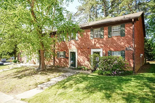 1209 Manassas Ct #C Photo 1