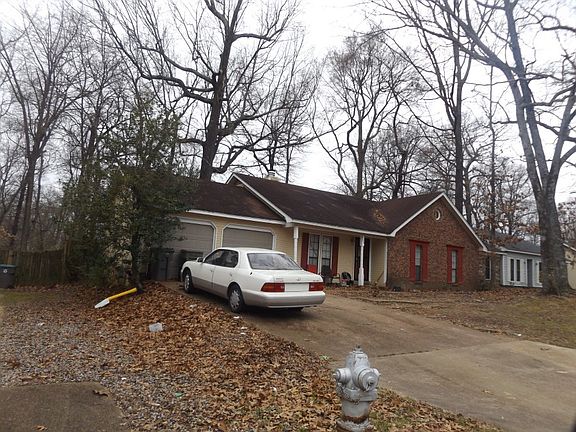3rd image of 6655 Red Birch Dr