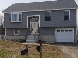 79 Pullman St, Manchester, NH 03103