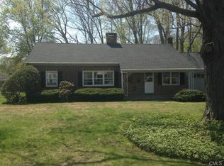 6 Green Ave, Danbury, CT 06810