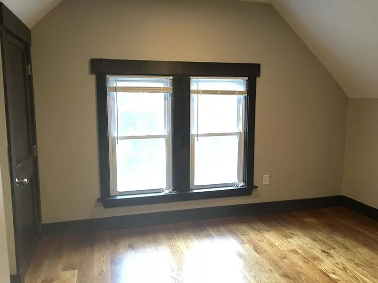 48 Creighton St #1 — Photo 6