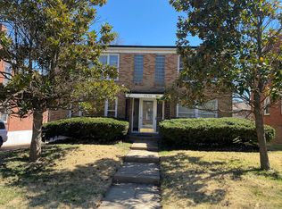 3920 Canterbury Dr #2F, Saint Louis, MO