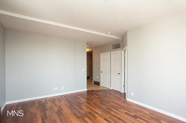 Rented by MNS Marketing | media 16