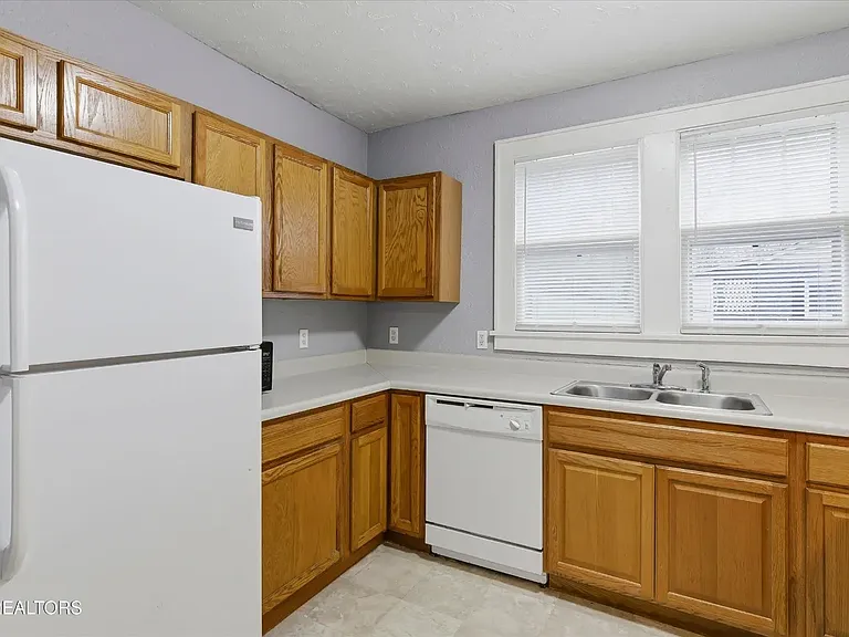 5301 Ross Rd — Photo 9