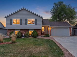 412 Edgewood Dr, Loveland, CO 80538