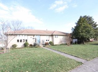 605 Bellcastle Rd, Lexington, KY 40505