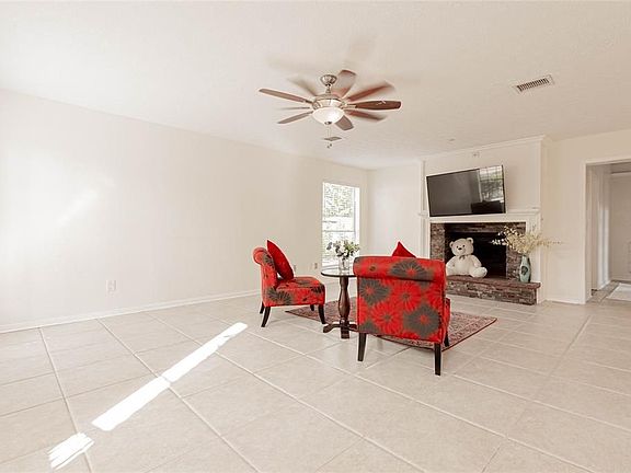 5th image of 4714 Sunshine Dr