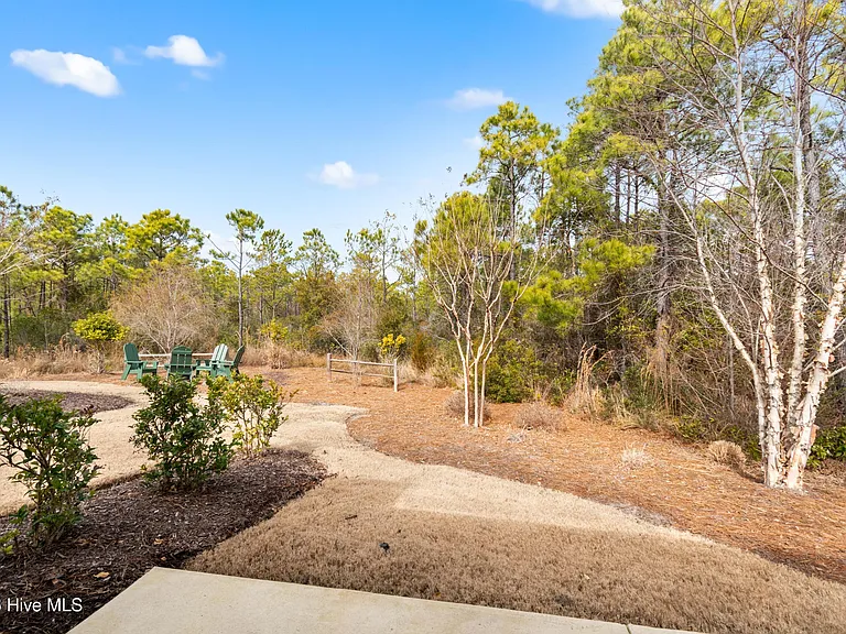 3688 Gardenia Ln — Photo 32