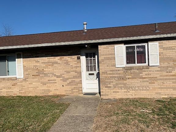 4th image of 1199 Woodbrook Cir W APT B