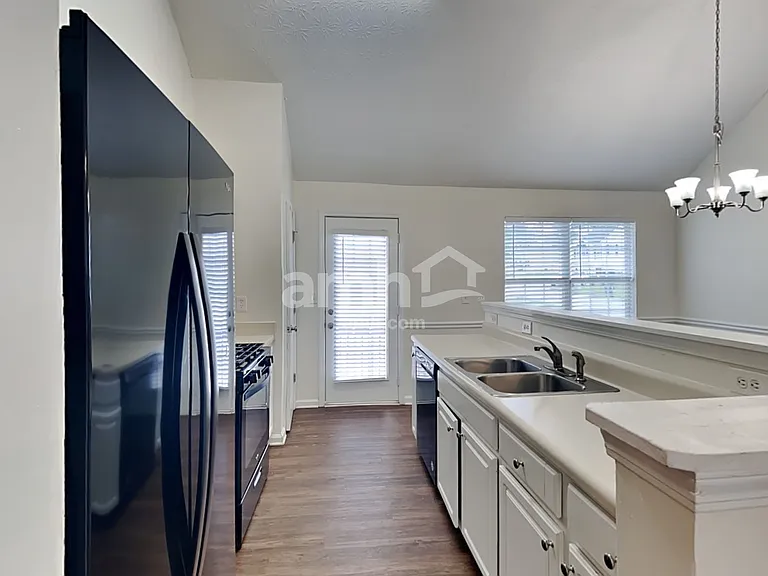 3421 Newgold Trce — Photo 4