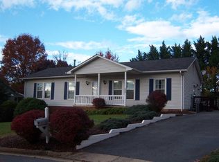 1030 Star Cir, Harrisonburg, VA 22801