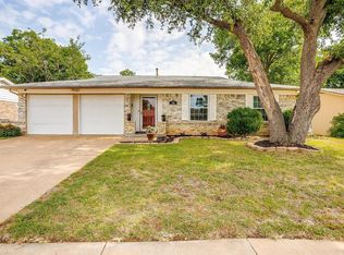 701 E Prairie View Rd, Crowley, TX 76036