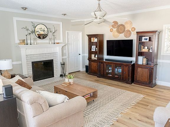 3rd image of 4314 Chelsea Dr
