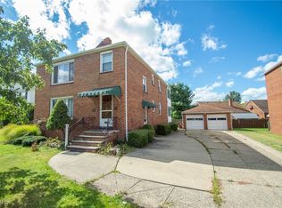 6474 Ridge Rd, Parma, OH 44129