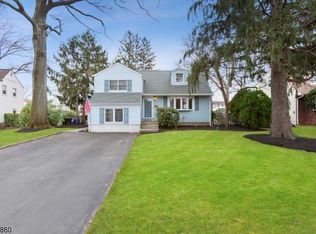 21 Mead Ave, Middlesex, NJ 08846