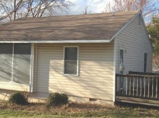 10700 W Providence Rd, North Chesterfield, VA 23236