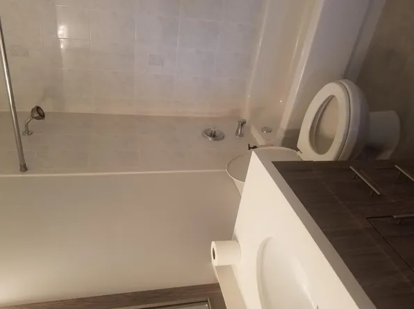 18356 NW 68th Ave APT F, Hialeah, FL 33015