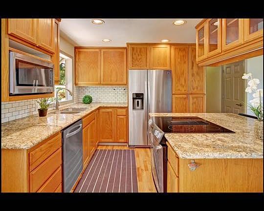 5th image of 13247 85th Ave NE