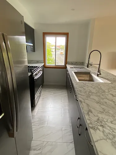 2 Oakville St #3 Photo 1