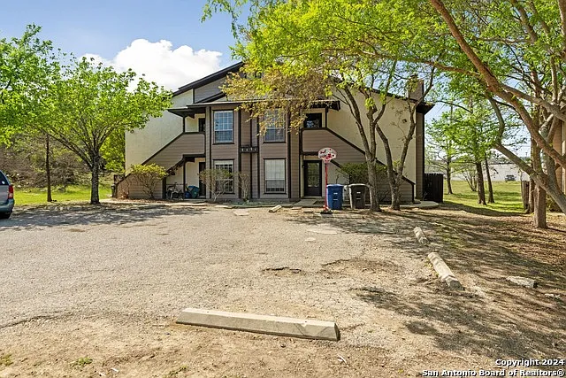 2 bed, 1118 sqft, $1,295 — Photo 3