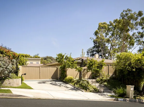 400 Surfview Dr, Pacific Palisades, CA 90272