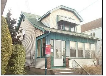 2211 Cleveland St photo 1