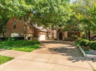 1006 Creekwood Dr, Garland, TX 75044
