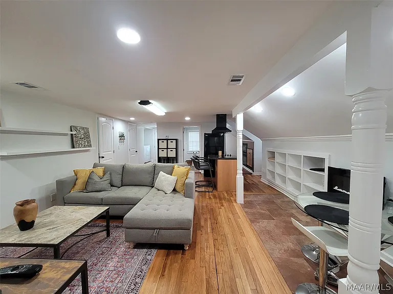 2137 Madison Ave — Photo 30