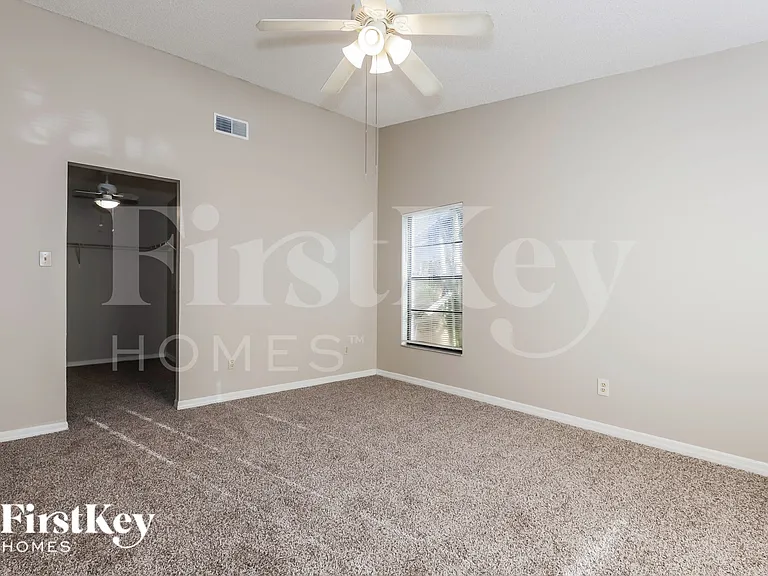 16219 Pebblebrook Dr — Photo 8
