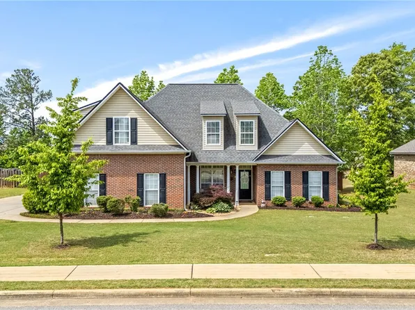 2081 Keystone Dr, Auburn, AL 36830